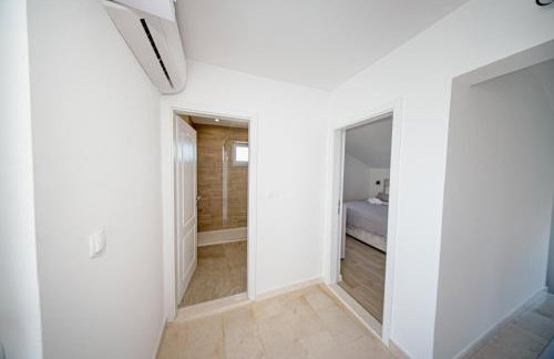 Holiday house Greenside - with a pool - Foto 45