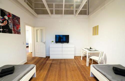 Große Monteurwohnung in Villa – 4 Zimmer, WLAN, TV, Küche – Ahrensburg Nähe Hamburg - OD06b - Foto 3