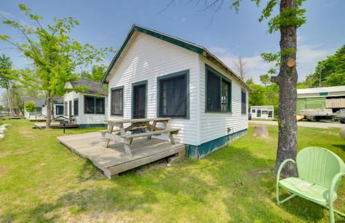 Water-View Deck! Cabin 4 on Les Cheneaux Islands - Photo 2
