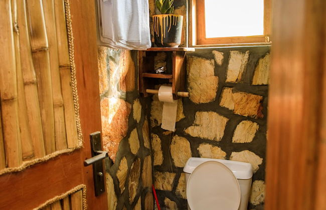 Apuuli Safaris & Cottages - Photo 7