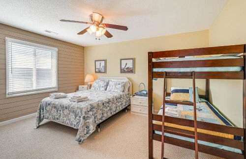 Oceanfront Condo with Pool Access in Surfside Beach! - Foto 19