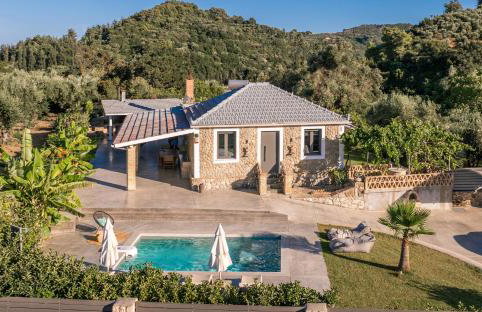 Binios Villa - private pool, walking distance from the Beach - Foto 2