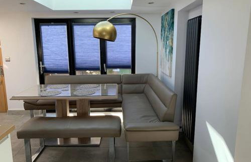 Luxurious & modern on-the-beach family retreat - Foto 19