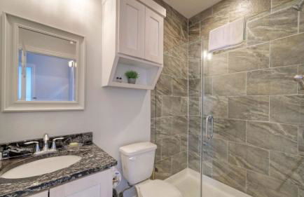 Sleeps 26 2 Homes w/ Waterfront Pool + Boat Dock Laguna Village Escape - Foto 52