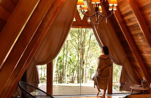 Cabana com lareira, hidro, cavalos e piscina - Foto 1