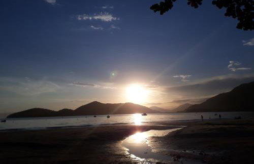 Cobertura na Enseada a 80 m da areia - Foto 31