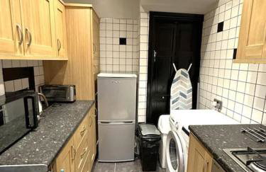 Leeds Cosy House - Photo 26