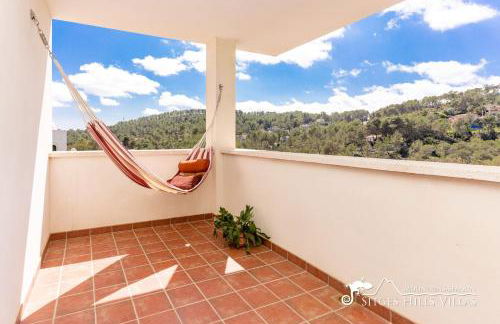Villa Serranita - Stylish Holiday Home with Views and Air Conditioning 15 mins to Sitges - Photo 41