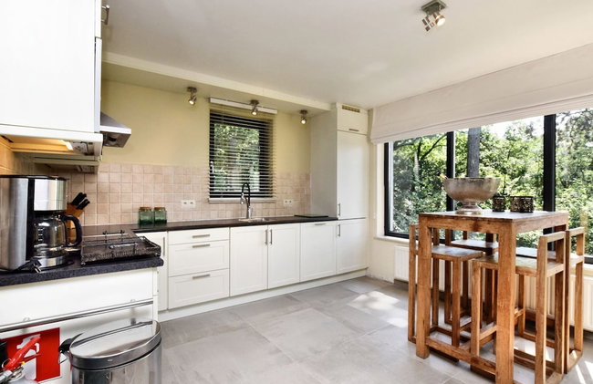 Beautiful, Modern House With Stunning Views, hot tub and Sauna in Green Surroundings - Photo 17