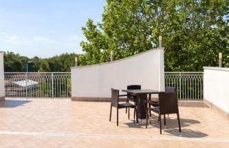 Camere comfort con terrazza Solarium Favorita - Foto 14