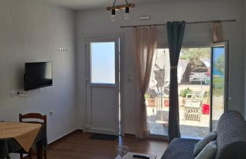 White Lotus seaside apartment - Photo 8