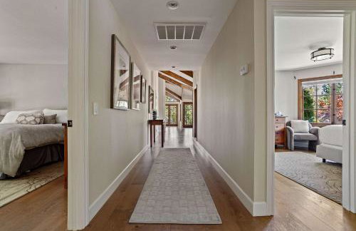 10 Acre Estate with Views Teahouse and Pickleball Court - Foto 34