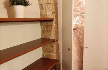 Longo Stone House - Foto 13