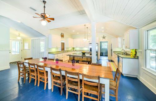 Waterfront Perdido Beach House with Canoes and Kayaks! - Foto 7