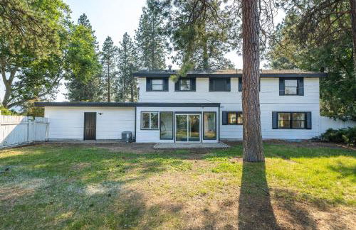 Beautiful 3 story villa with room for 17 people - outdoor POOL and indoor SAUNA - Foto 72