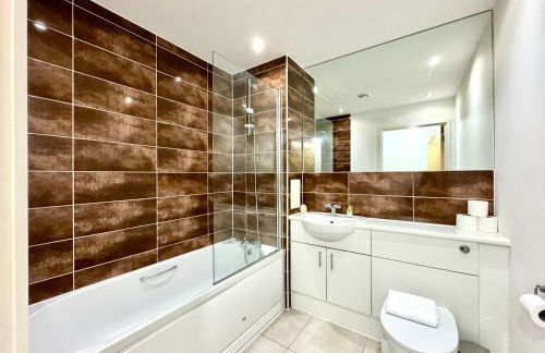 VIPAbodes at The Nankeville Woking - Photo 32