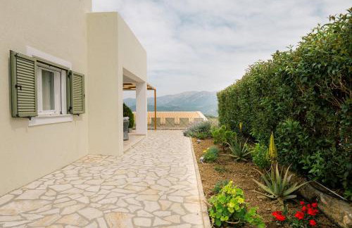 Vasilopoulos Residences - Villa Anthia with jaccuzzi & Villa Emelia with shared pool - Foto 47