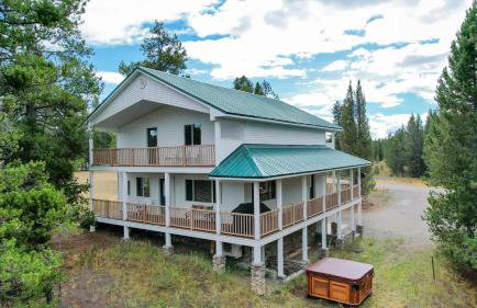 Yellowstone Adventures - Photo 7