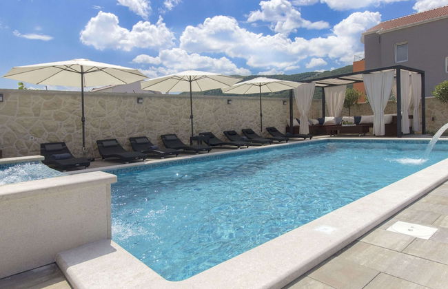 Exquisite Villa with Private Hot Tub in Grebaštica - Foto 20