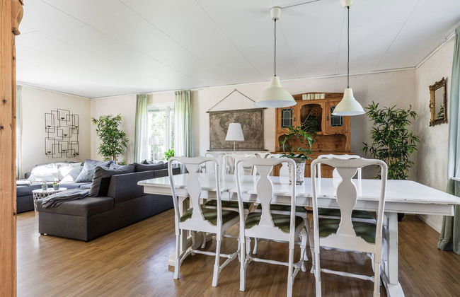 5 bedroom House in Svängsta with garden - Photo 3