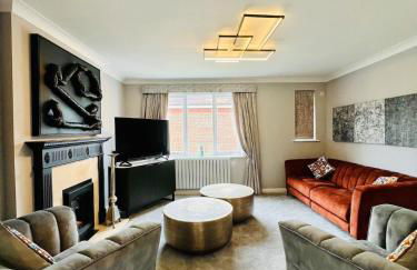 Luxury Homely Stay Near City Centre With Parking - Foto 2