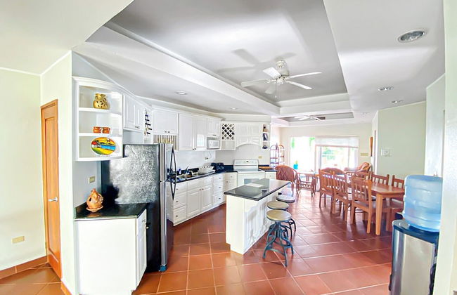 Sea Vue Luxury Vacation Condominiums - Foto 16