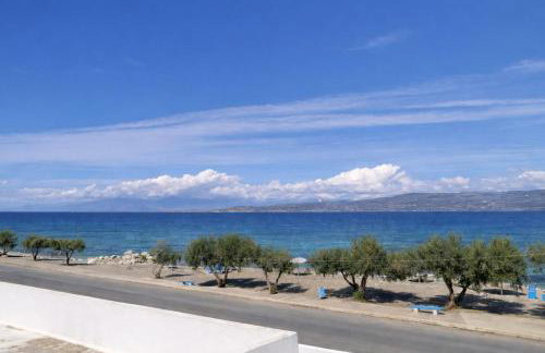 Beachfront Absolute Bliss in Perigiali, Korinthia - Foto 2