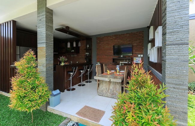 Villa Twin Lovina - Foto 5