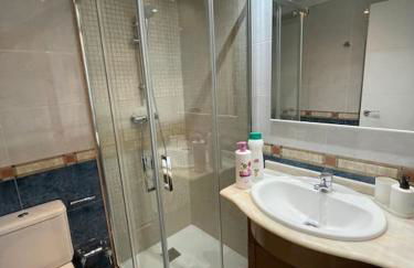 Apartamento en Oviedo con parking y wifi - Foto 8