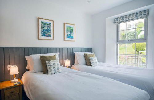 Seafarers - Coastguard Cottage with sea views, garden and parking - Foto 26