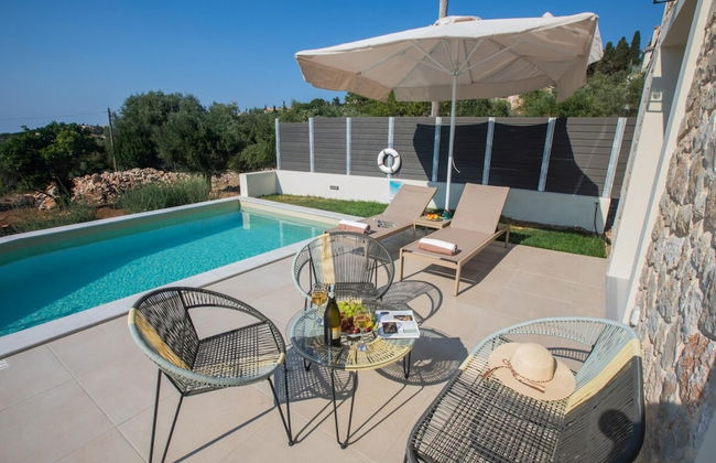 Majestic Stone Villa Sea View Pool - Foto 14