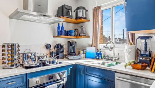 Book Now!- Fenced Yard - BBQ Grill & 4 Tvs -Luxury Getaway -Floyd's Freedom- - Foto 2