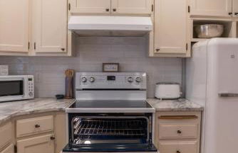 Luxe Bavarian Retreat - in Town with Hot Tub - Foto 56