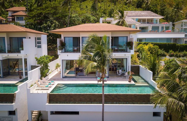 15 Bedroom Luxury Triple Sea View Villas - Photo 1