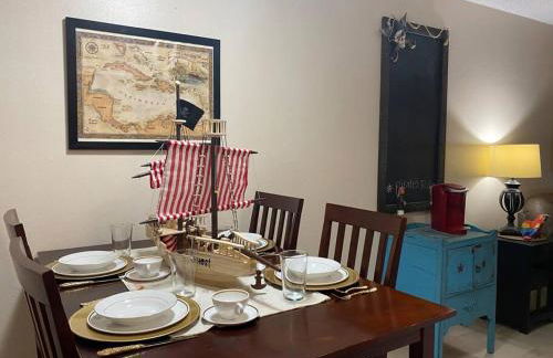 Professor Rousseau's Pirates Lair - Foto 21