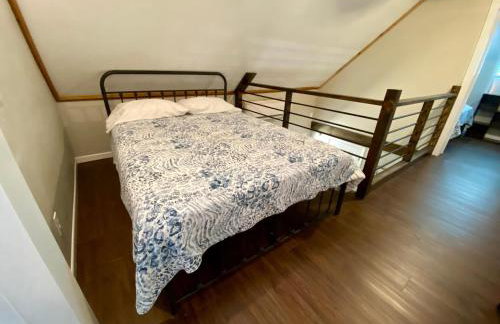 Away at the River - Foto 48