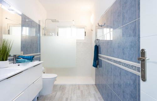 Coastal Dream with heated pool - Foto 45