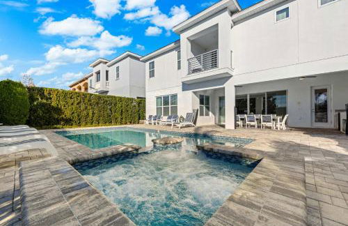 Happiest Home on Earth - Custom Pirate & Nature Bunks 8 King Suites Theater & Pool - Foto 59