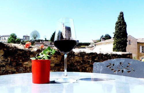 Les Nids de la Tour - Maison de charme au centre - Spa privé - Vue unique - Foto 22