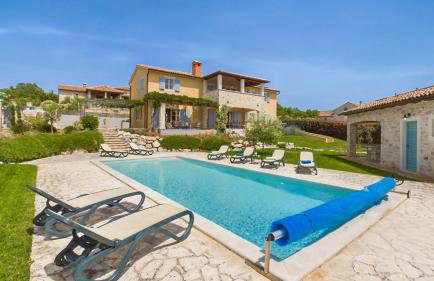 Rustic Villa Azzurra with pool in Sv Lovrec - Foto 5
