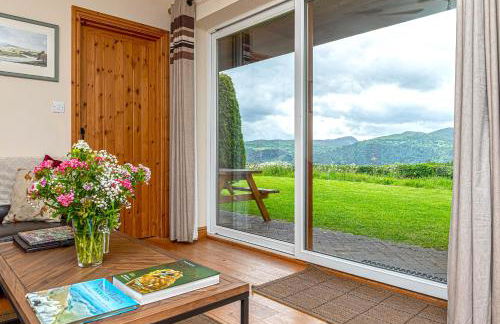 Laurel - pet-friendly cottage with indoor pool, hot tub & panoramic Snowdonia views - Foto 5