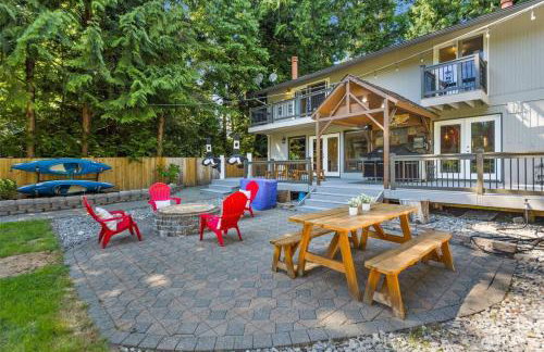 Cozy & Rustic Lakefront Escape for Families - Foto 36