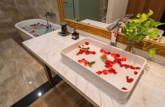 Palm River Boutique - Photo 78