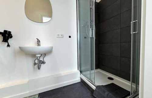 HolidayHome Apartments l Spacious Luxury Apartment in Prenzlauer Berg - Photo 33