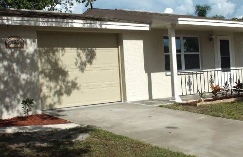 Heated & Screened in Pool - Photo 57