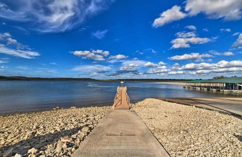 Graford Cabin with Rooftop Deck and Lake Views! - Foto 27