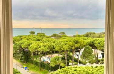 Apartment with stunning sea view - Wi-Fi, free parking, large terrace and comfort - Foto 13