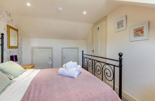 2 Bed in Weybourne oc-1789 - Photo 10