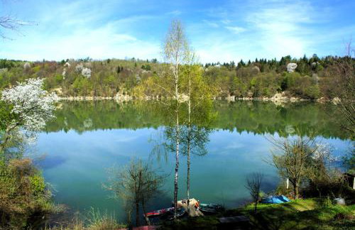 Brama Sanu - z prywatną linią brzegową Jeziora Solińskiego - pomosty - pontony - basen sezonowy - Foto 20