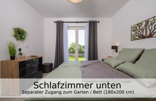 Villa Falco für Familien, bis 6 Personen, 3 Schlafzimmer mit Bad en Suite, Pool mit Loungebereich, Grillterrasse, schnellem Wlan, 2 Parkplätze, - Foto 6